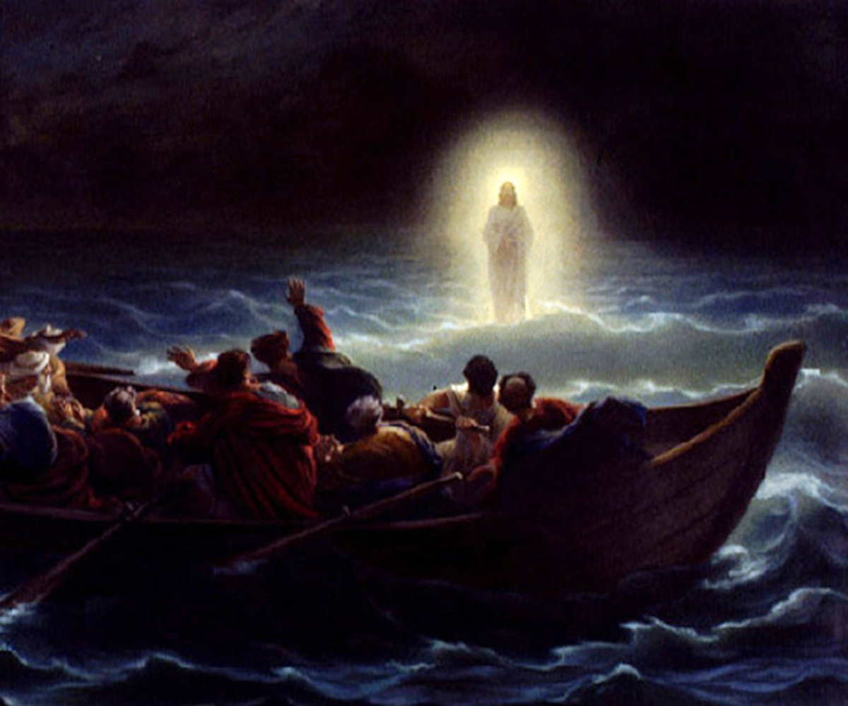 иисус идет по воде картинки
